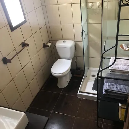 アパート In Santa Rsula Mit Gemeinsamem Pool